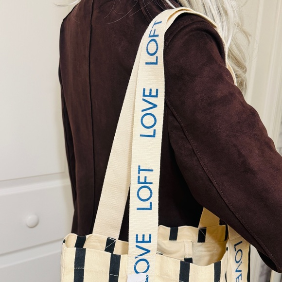 LOFT LOVE Canvas Cream Striped Shopping Tote NWT - Picture 9 of 11
